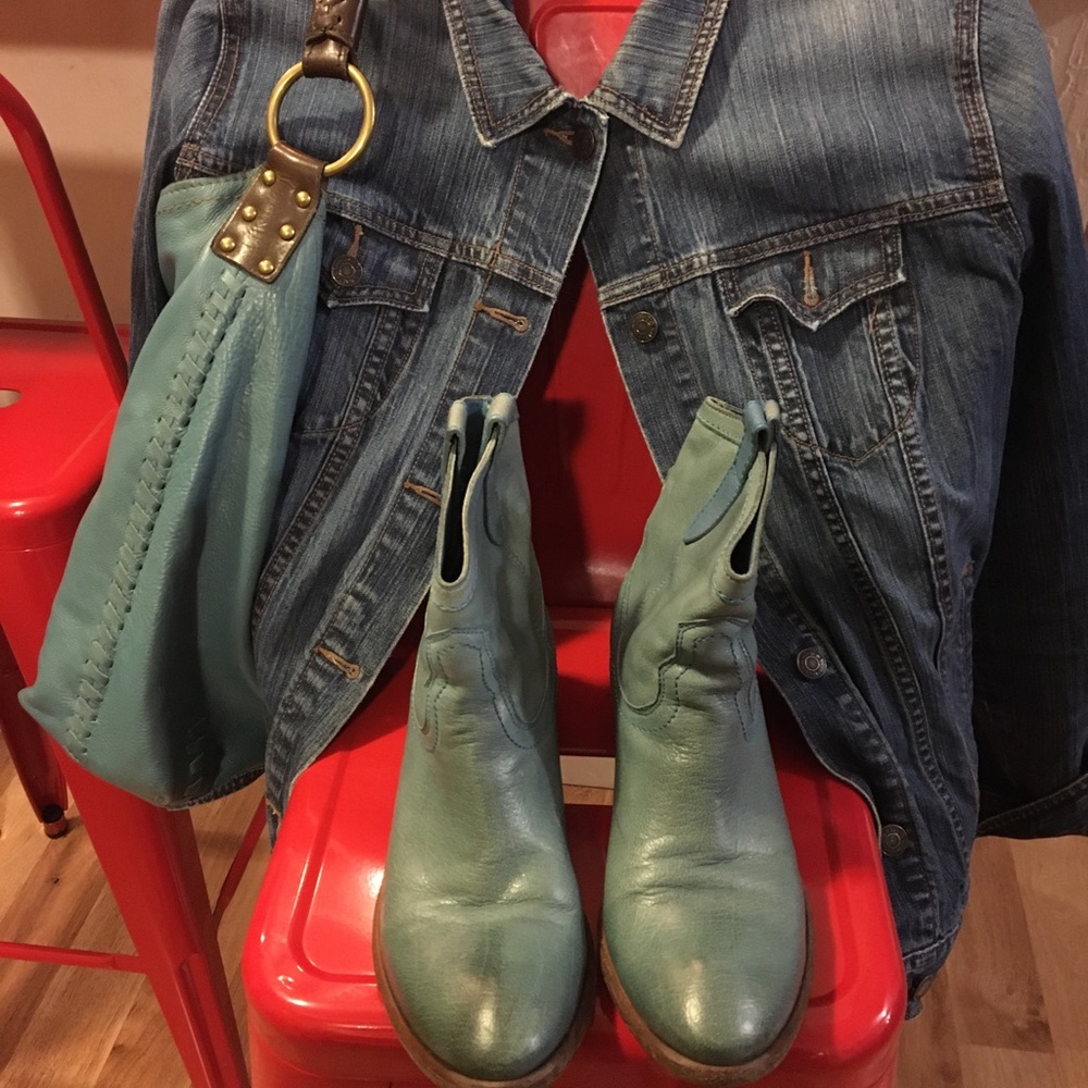 Gently used Frye Ankle boot size 9